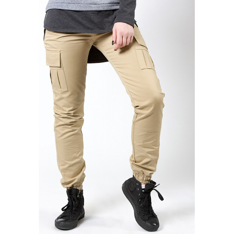 Как носить стильные мужские брюки-карго • intrends