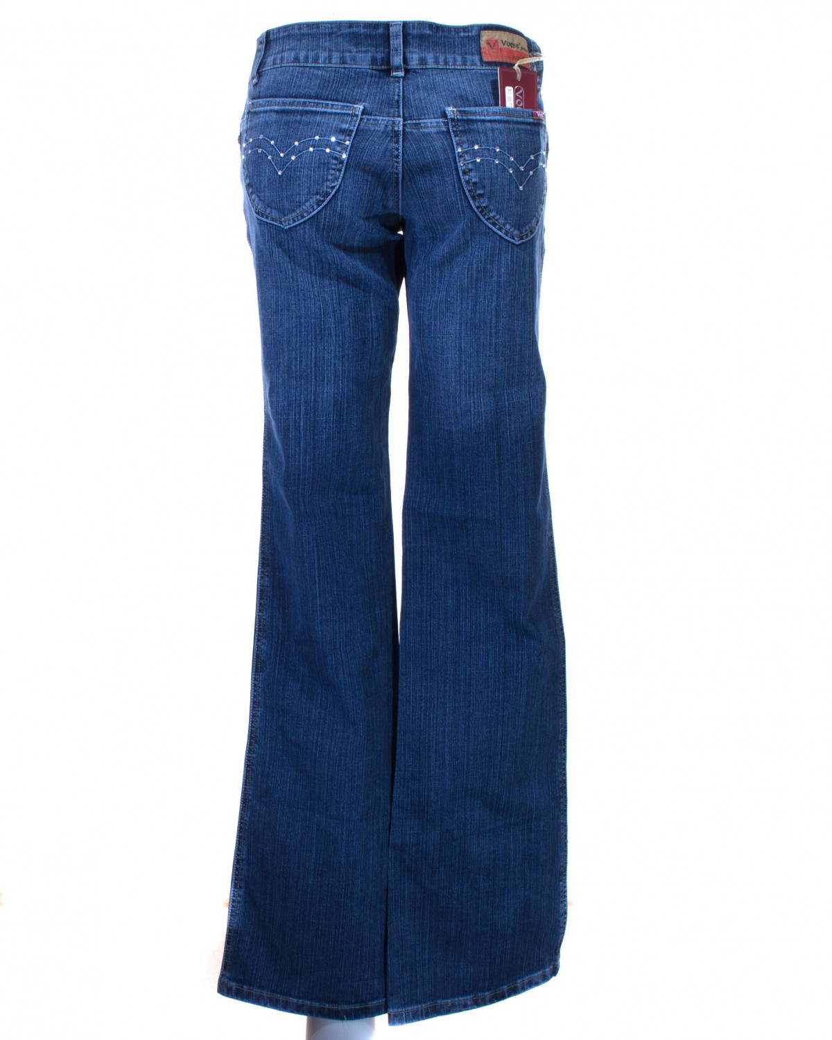 Мужские джинсы Wrangler – непревзойденная классика Их выбирают мужчины разных поколений Вельветовые брюки, Five Star и Texas, летние и другие популярные модели можно найти в фирменной линейке Выбирайте оптимальный размер и традиционное качество