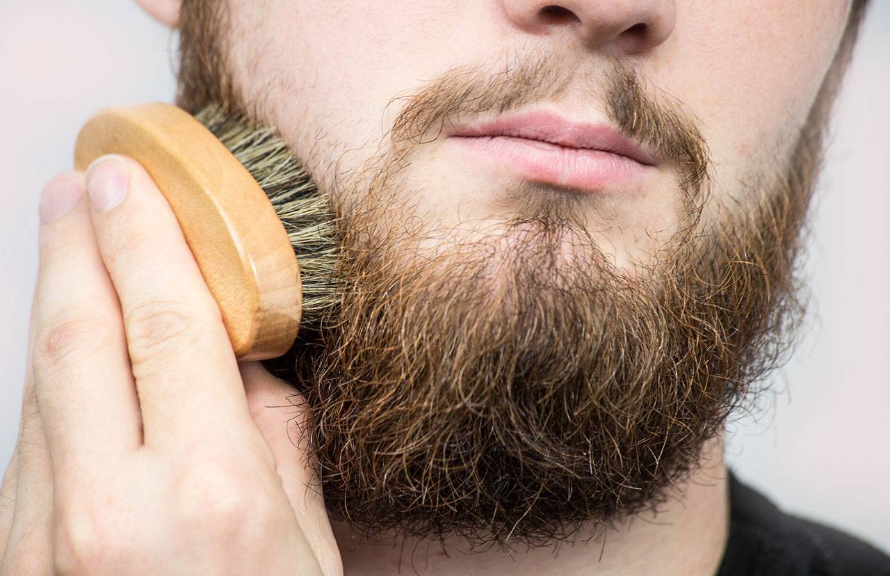 Тем мужчинам, которые решили отрастить бороду, важно знать основные правила ухода за ней Как правильно ухаживать за бородой в домашних условиях Как выглядит пошаговая инструкция мытья и сушки Что понадобится в процессе отращивания бороды