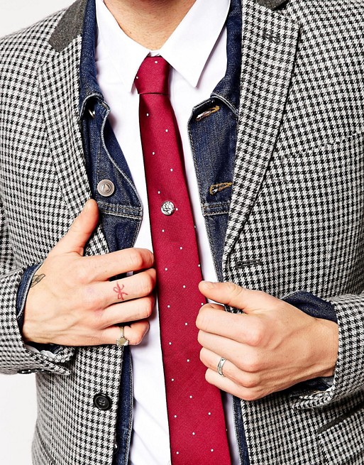 Как носить зажим для галстука правильно: для чего нужен, описание основных видов с фото (прищепка, булавка, цепочка), основные правила ношения