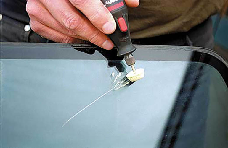 Как убрать глубокие царапины на машине: способы реставрации кузова автомобиля подручными средствами, шлифовкой, полировкой