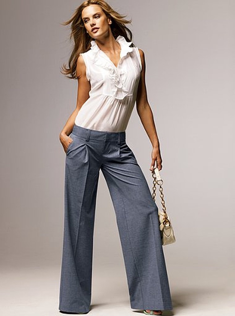 Женские брюки изо льна (81 фото): широкие или укороченные, карго, для полных