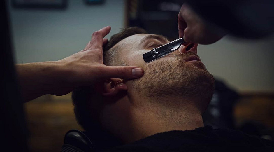 Описание бритвы для головы - как инструмента для стрижки и бритья