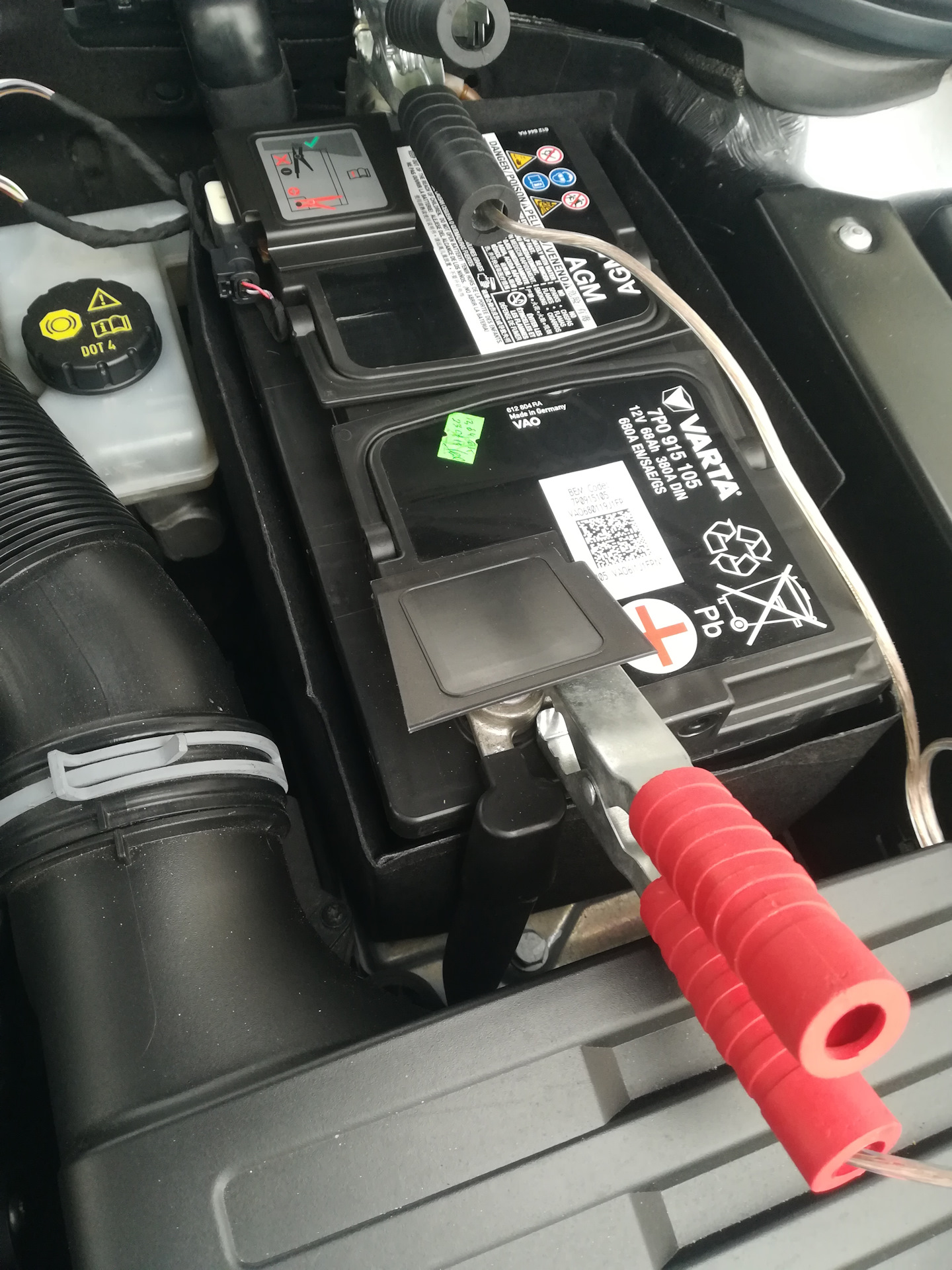 Как зарядить аккумулятор автомобиля