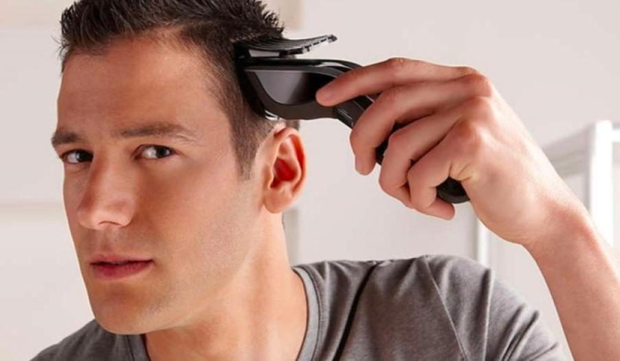 Как подстричь самого себя машинкой, советы в видео от мужчин