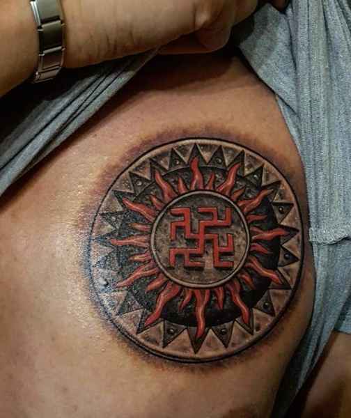 Значение славянских татуировок для мужчин: обереги, руны, узоры со смыслом