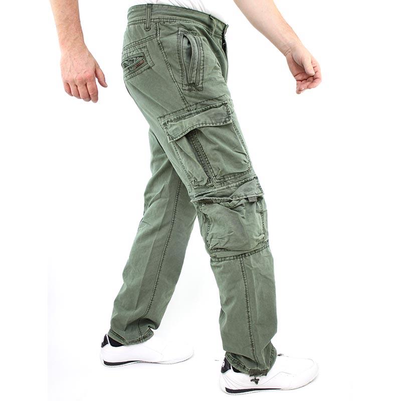 Мужские штаны с карманами в последнее время пользуются особой популярностью среди представителей сильного пола Какие виды таких брюк существуют Как называются брюки с накладными карманами по бокам Как определиться с цветовым решением Как подобрать карго д