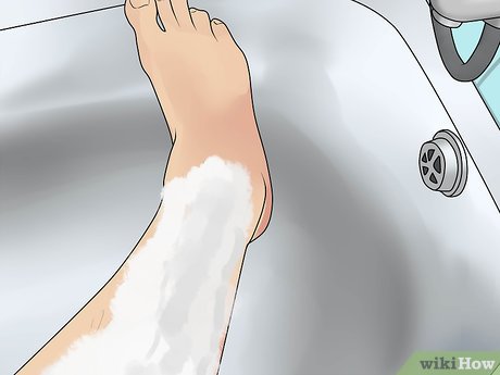 10 хитростей для тех, кто бреет ноги: как сделать их гладкими надолго - автор екатерина данилова - журнал женское мнение