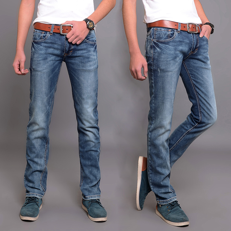 Мужские голубые джинсы, стильные фасоны и разновидности брюк