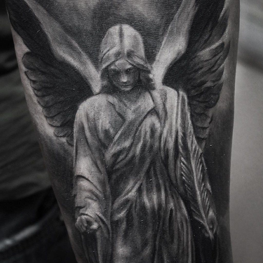 Тату ангел (76 фото) - эскизы, значение татуировки ангел для мужчин и девушек