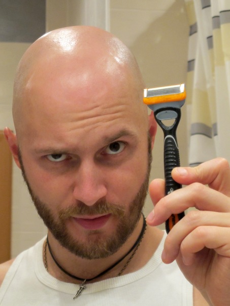 Как подстричься налысо самому без машинки