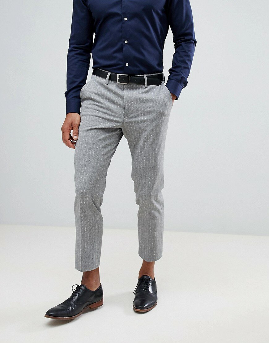 С чем носить бежевые брюки, возможные ошибки по мнению стилистов