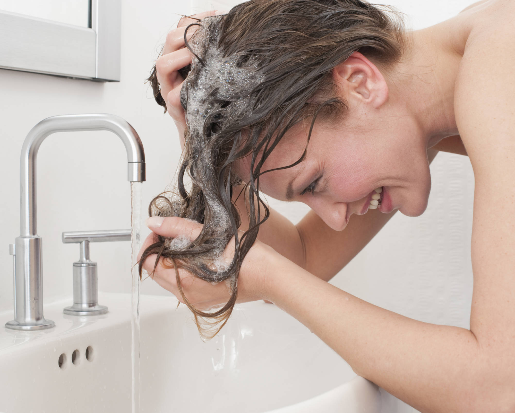 Как часто нужно мыть голову? подробная инструкция
