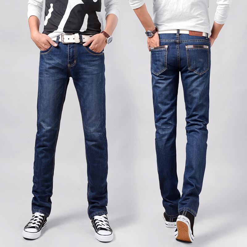 Что носить с джинсами в зимнее время года?
