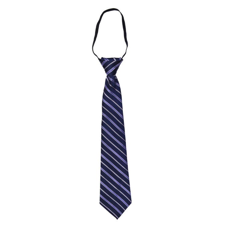 Как правильно носить галстук Какие существуют правила ношения галстука с рубашкой и при этом без пиджака Как правильно носить галстук с джинсами, а также с жилеткой