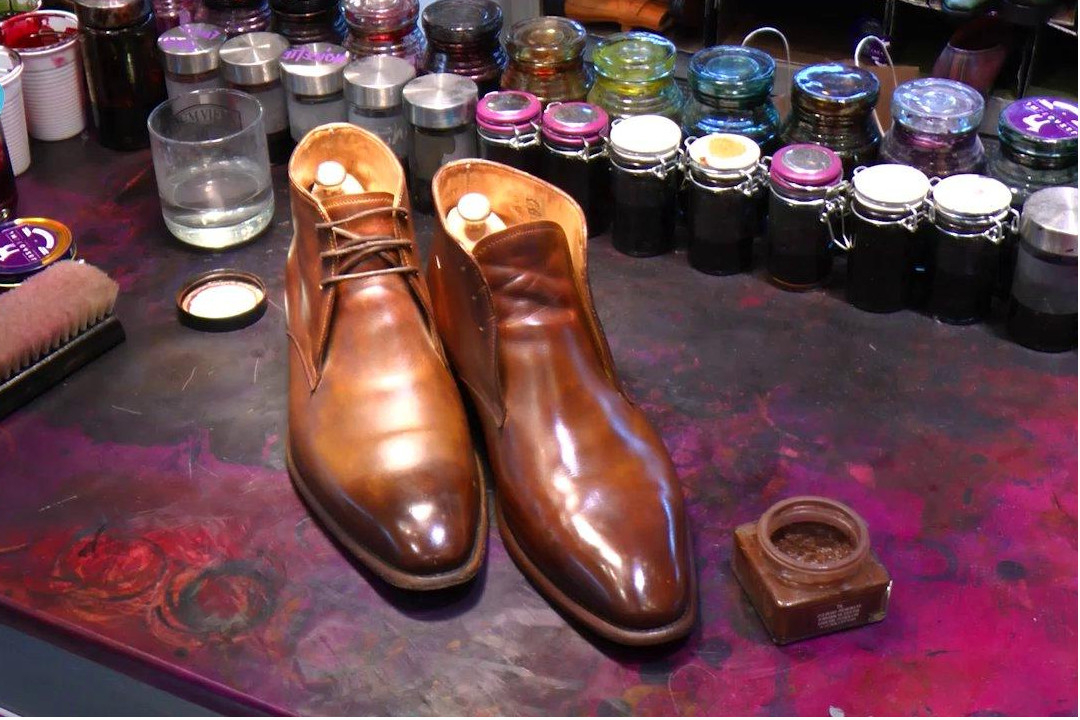 Как и чем покрасить обувь из кожи в домашних условиях