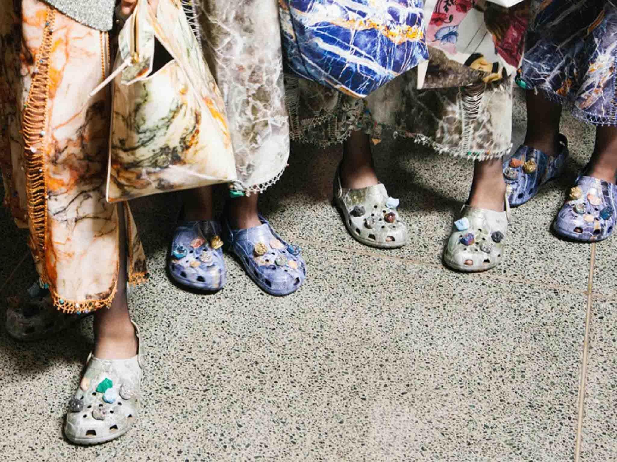 Обувь crocs (кроксы) как отличить подделку от оригинала