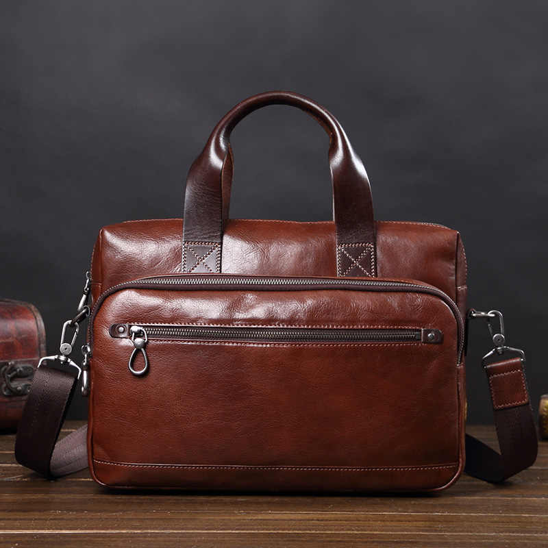 Топ мужских брендовых сумок: обзор и рекомендации