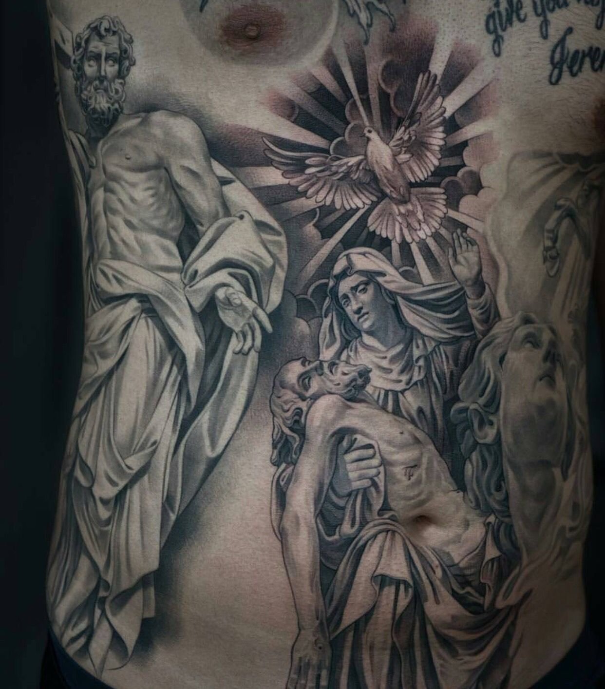 Христианские татуировки для мужчин рукав
